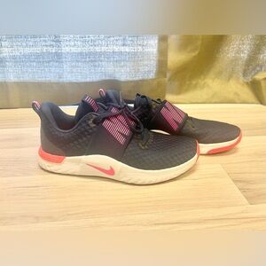 Nike dark blue with Pink Accent Women's Running Shoes